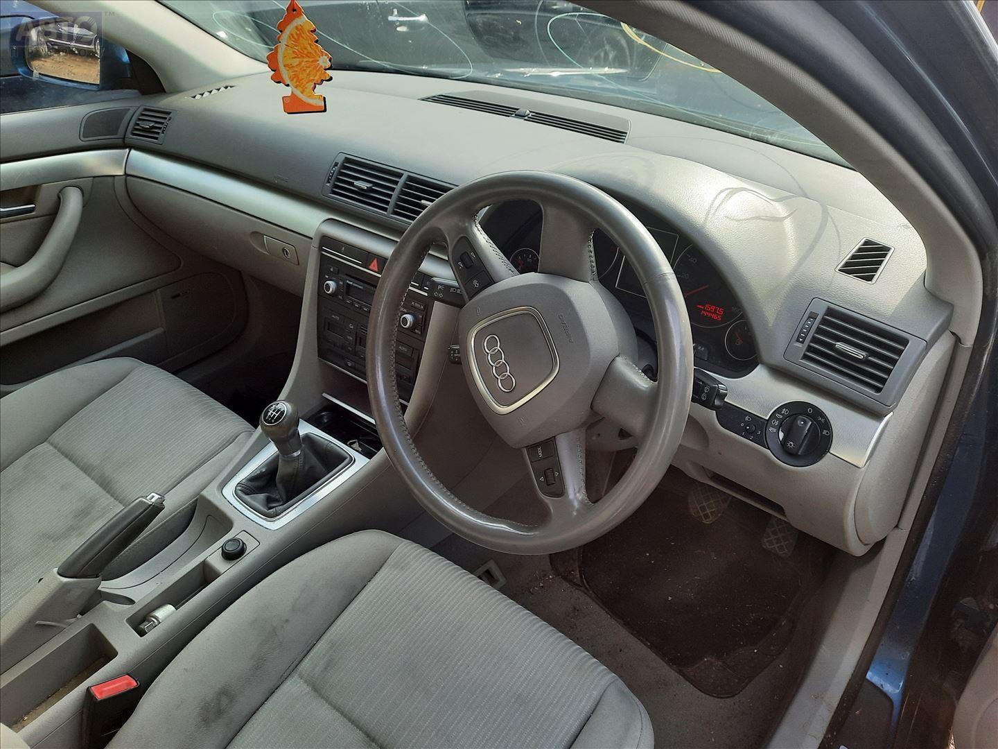 8E0807430A Подсветка номера для Audi A4 B7 бу, 2006, купить в РФ с разборки  из Европы, 54238127