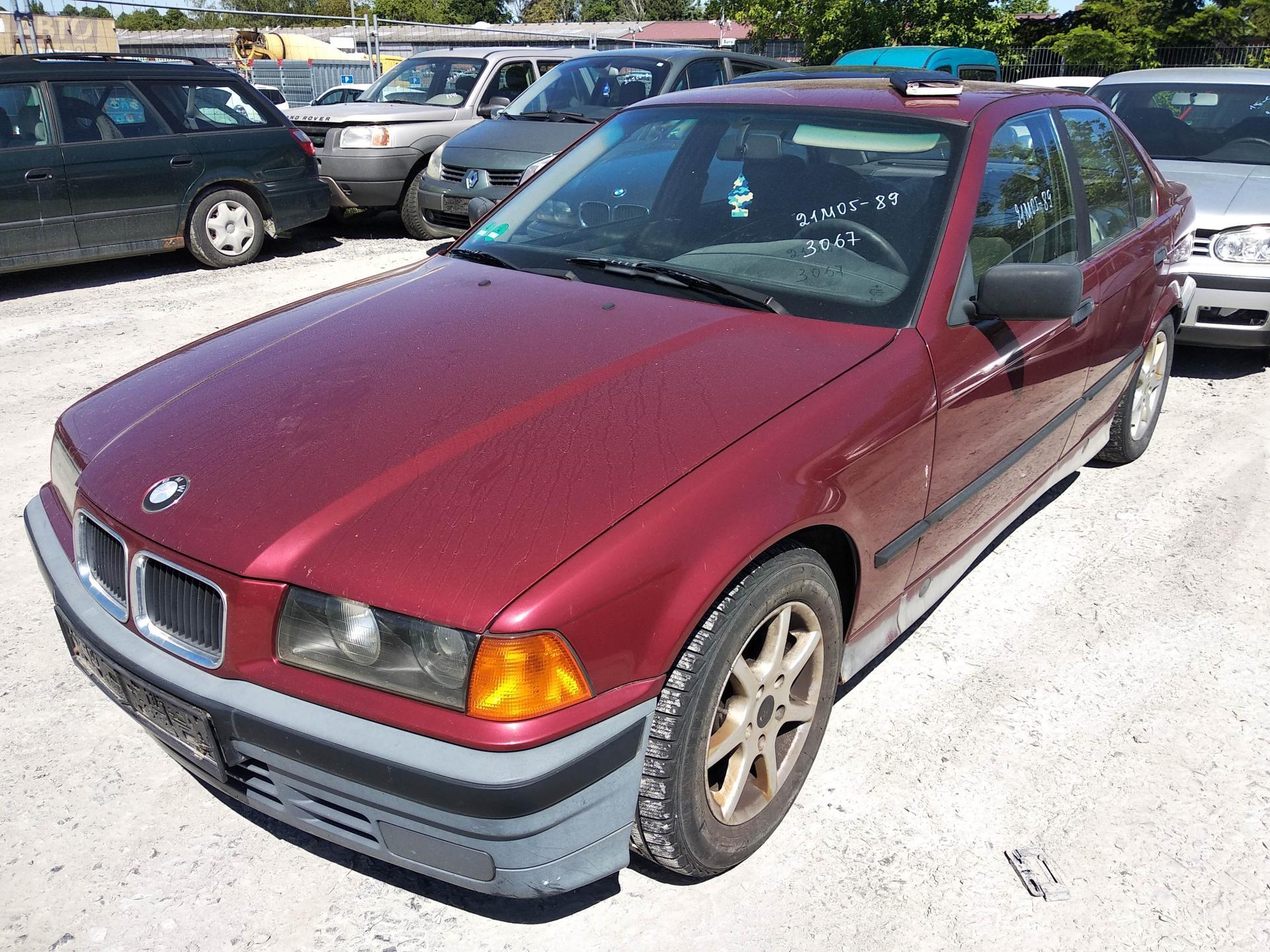 Разборка БМВ 3 е36 P1697. Прайс на запчасти б/у с BMW 3 E36 (1991-2000)