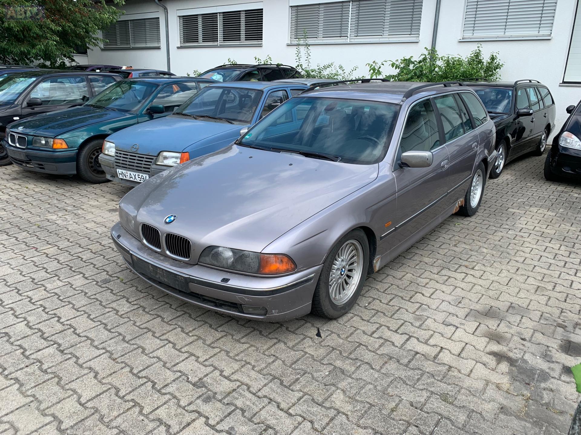 703881157 Сигнал (клаксон) для BMW 5 E39 бу, 1999, купить в РФ с разборки  из Европы, 52161090