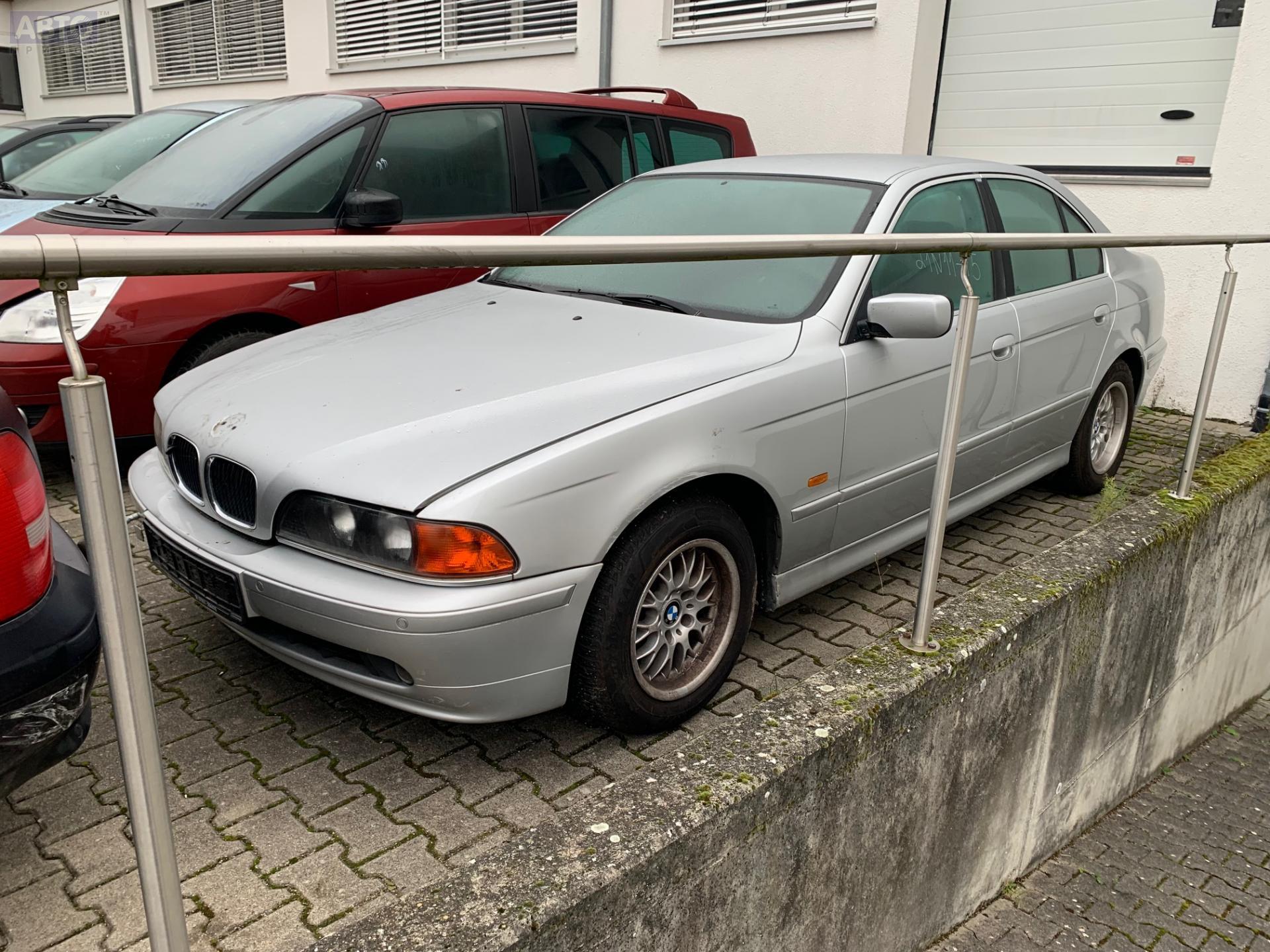 1436812 Головка блока цилиндров двигателя (ГБЦ) для BMW 5 E39 бу, 2001,  купить в РФ с разборки из Европы, 53819640