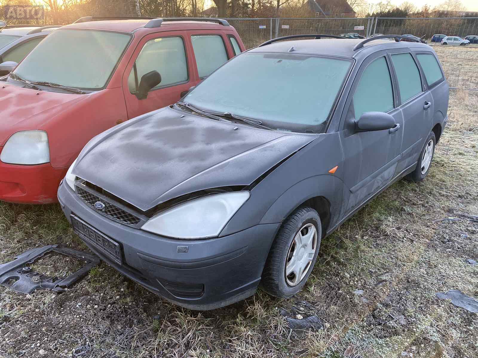 Накладка подсветки номера для Ford Focus I бу, 2003, купить в РФ с разборки  из Европы, 54548968