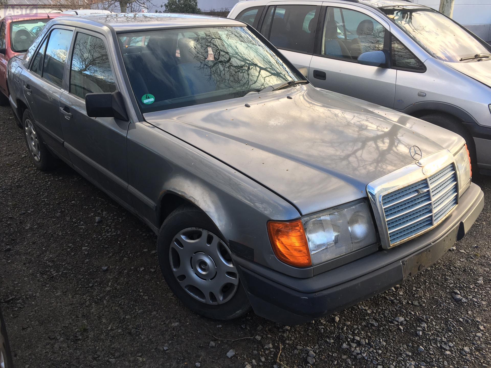 Бардачок для Mercedes W124 бу, 1987, купить в РФ с разборки из Европы,  53910468