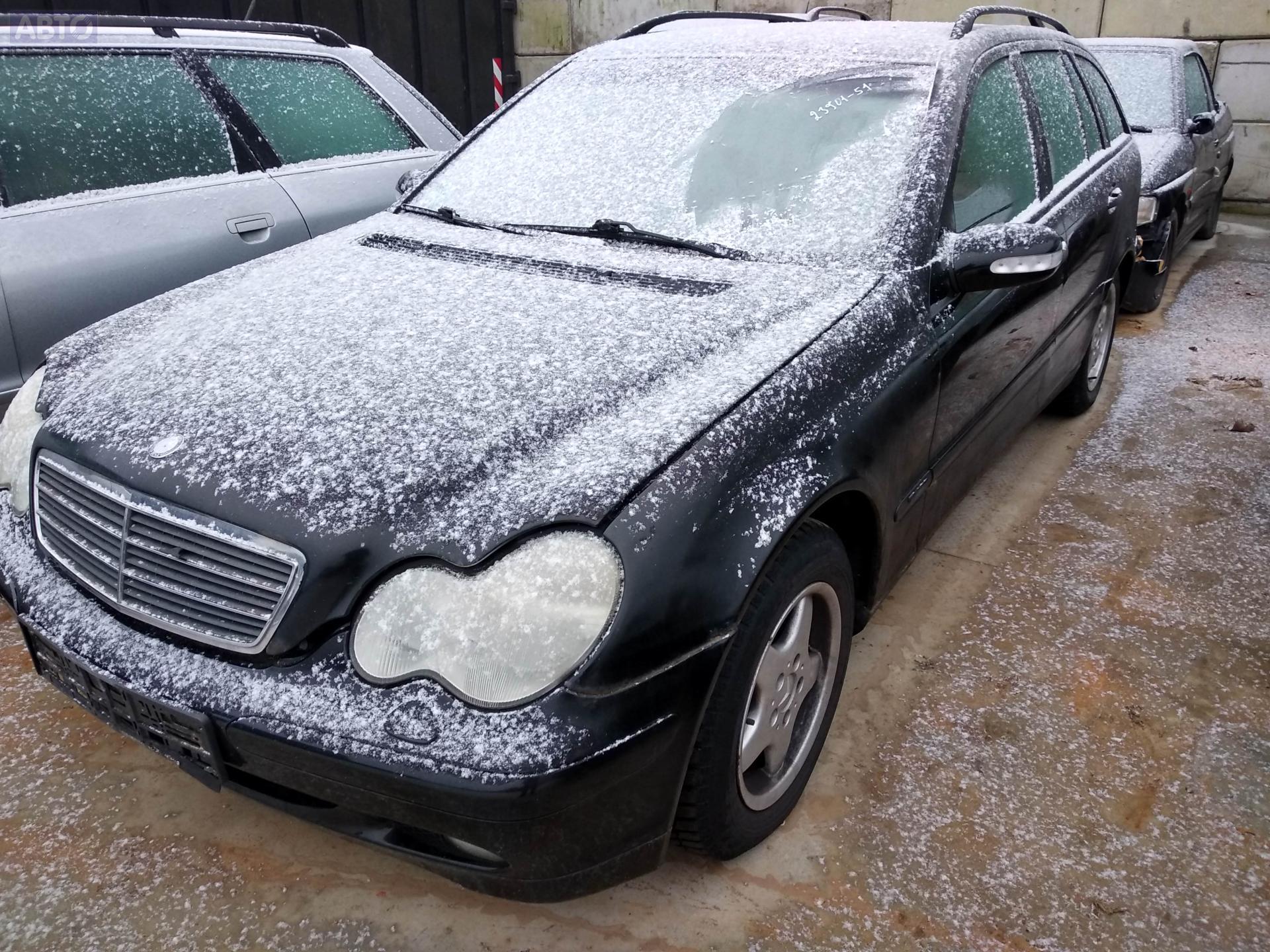 2038200256 Подсветка номера для Mercedes W203 (C) бу, 2000, купить в РФ с  разборки из Европы, 54220726