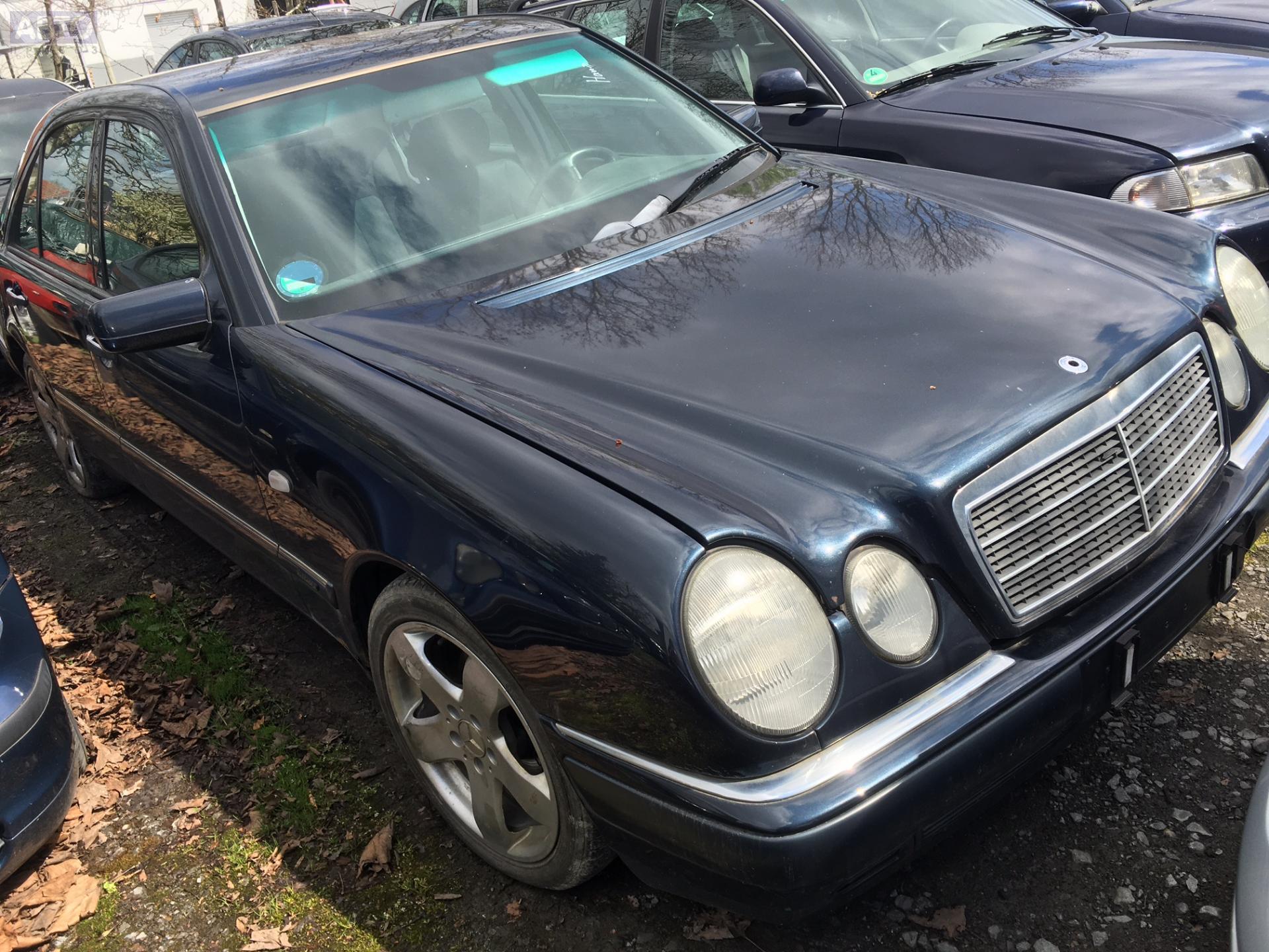 2105454228 Разъем (фишка) проводки для Mercedes W210 (E) бу, 1998, купить в  РФ с разборки из Европы, 54202785