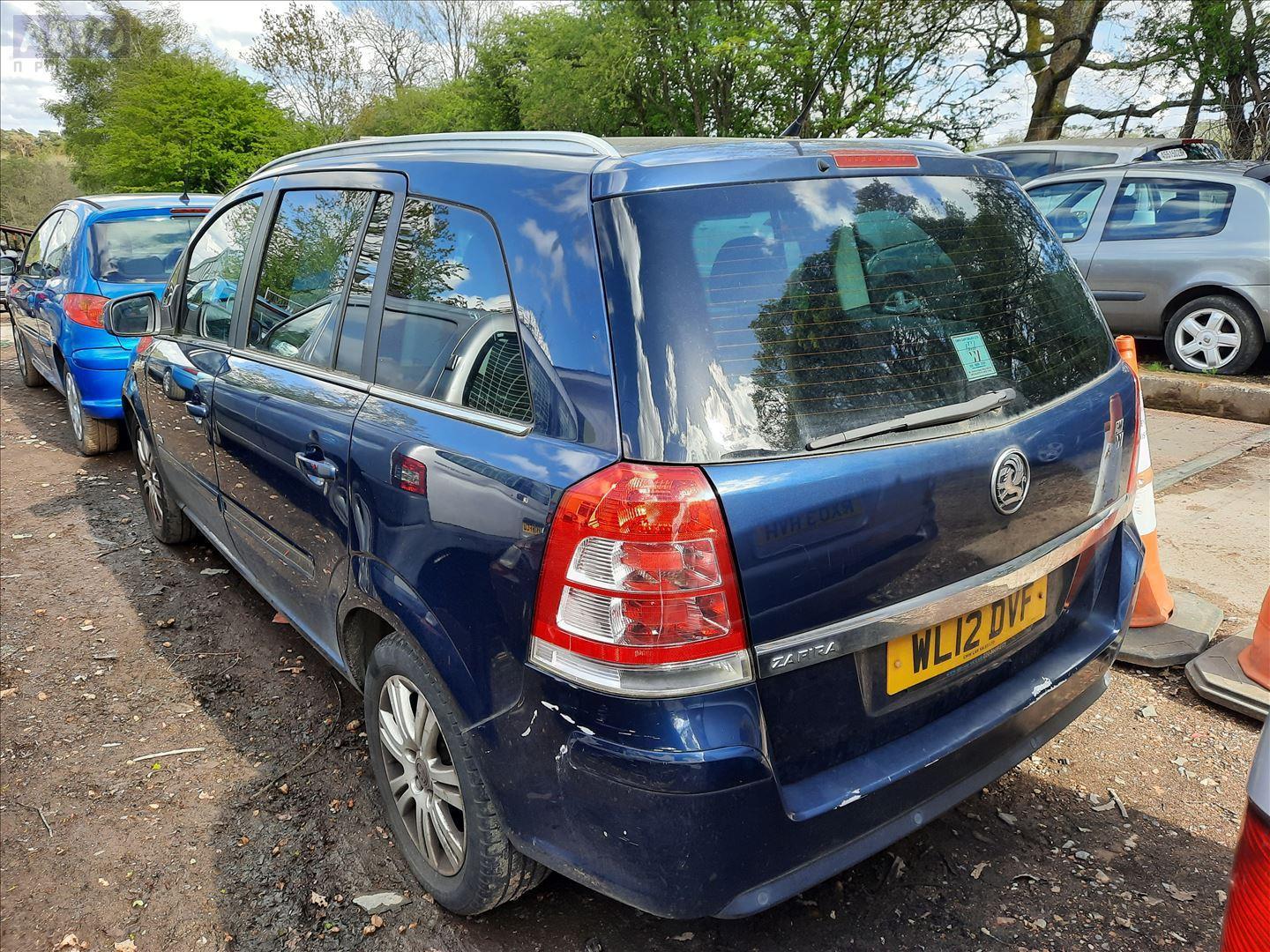 Корпус (держатель) ручки двери задней правой для Opel Zafira B бу, 2012,  купить в РФ с разборки из Европы, 900647242