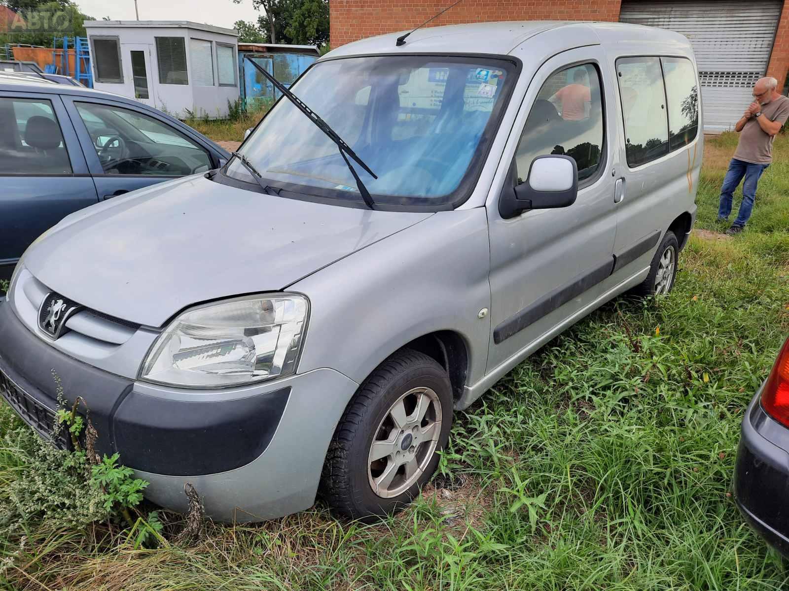 Разборка Пежо Партнер C0205. Прайс на запчасти б/у с Peugeot Partner  (2002-2008)