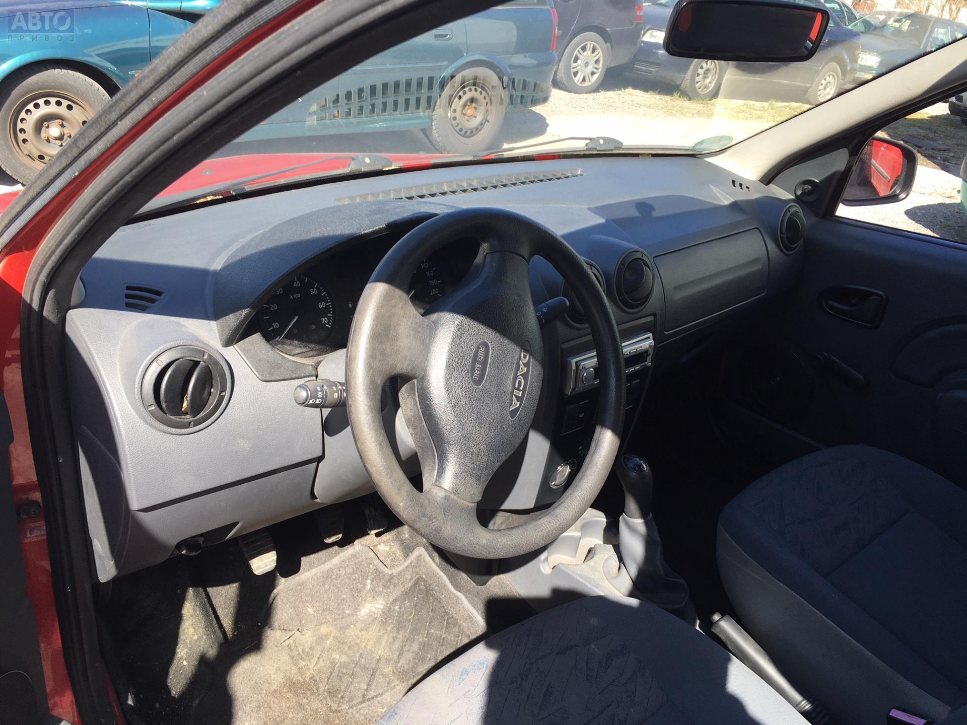 8200553159 Накладка подсветки номера для Renault Logan бу, 2009, купить в  РФ с разборки из Европы, 53311965