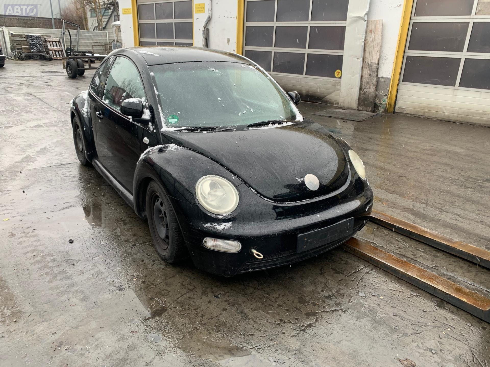 Volkswagen New Beetle черный