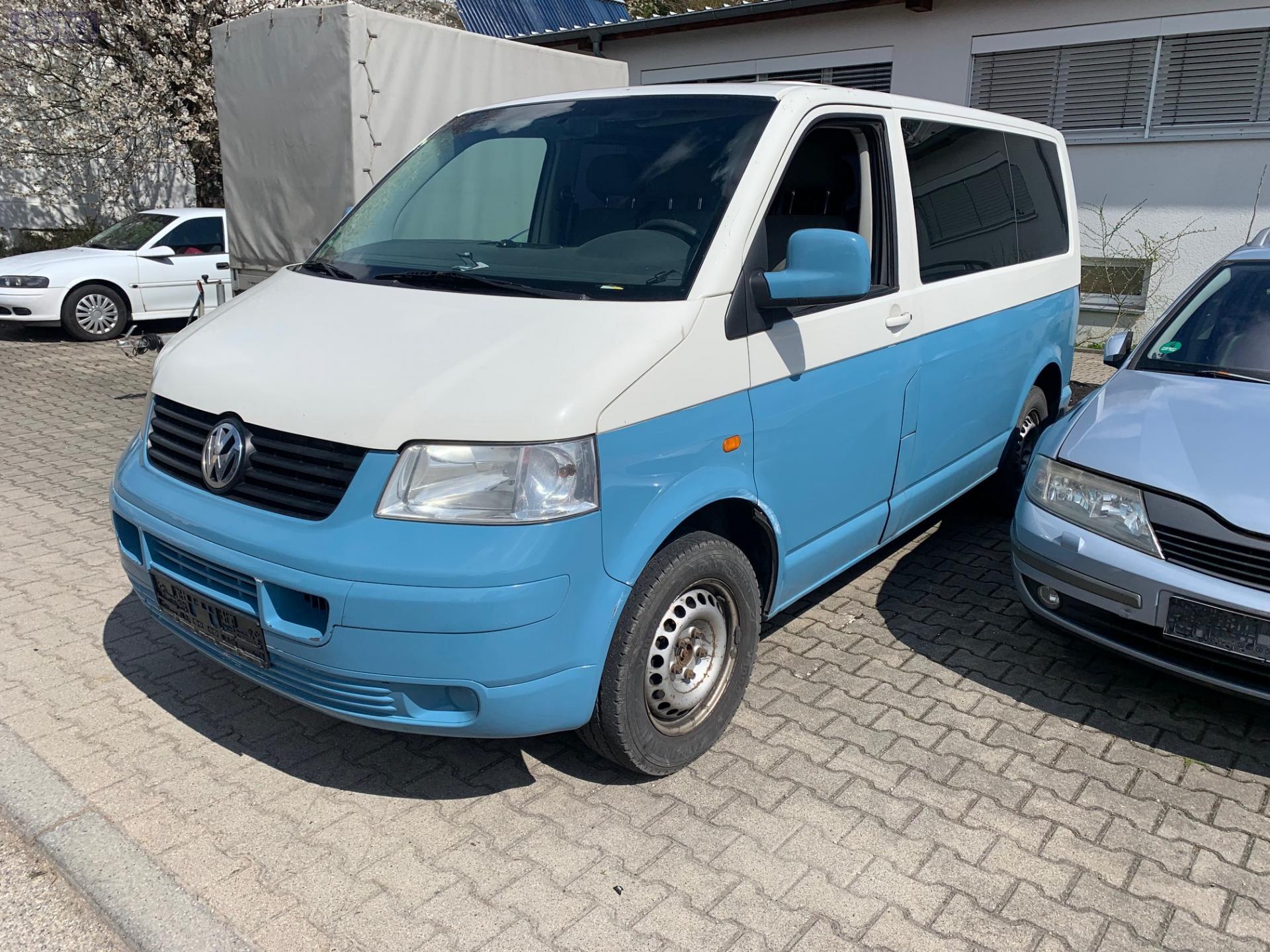 6Y0953235 Кнопка аварийной сигнализации (аварийки) для Volkswagen  Transporter T5 бу, 2005, купить в РФ с разборки из Европы, 53631401