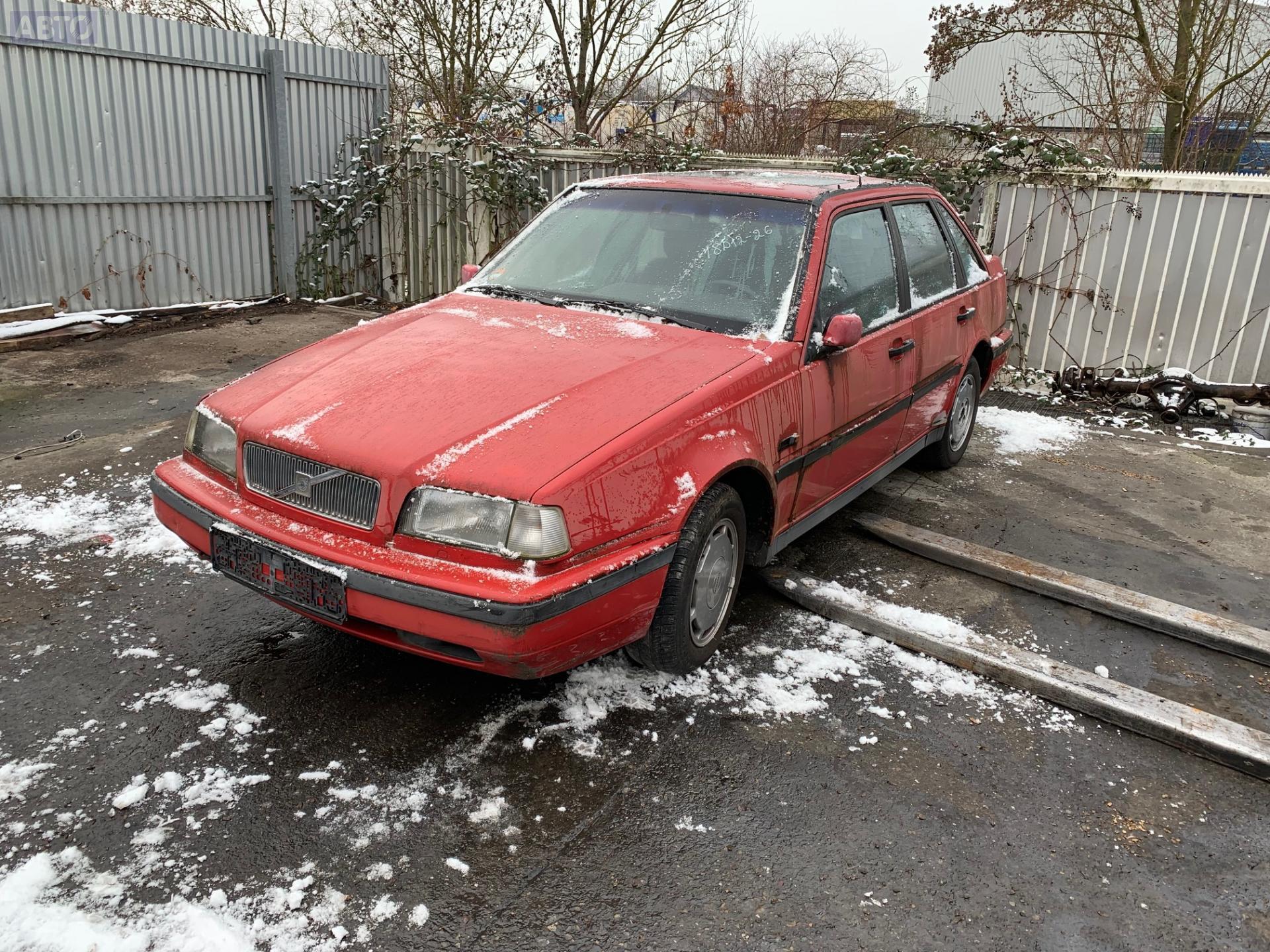 Щеткодержатель (поводок стеклоочистителя) передний для Volvo 440 бу, 1993,  купить в РФ с разборки из Европы, 53732309